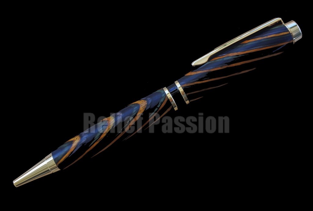 Stylo bille N°5 (Bois collés)